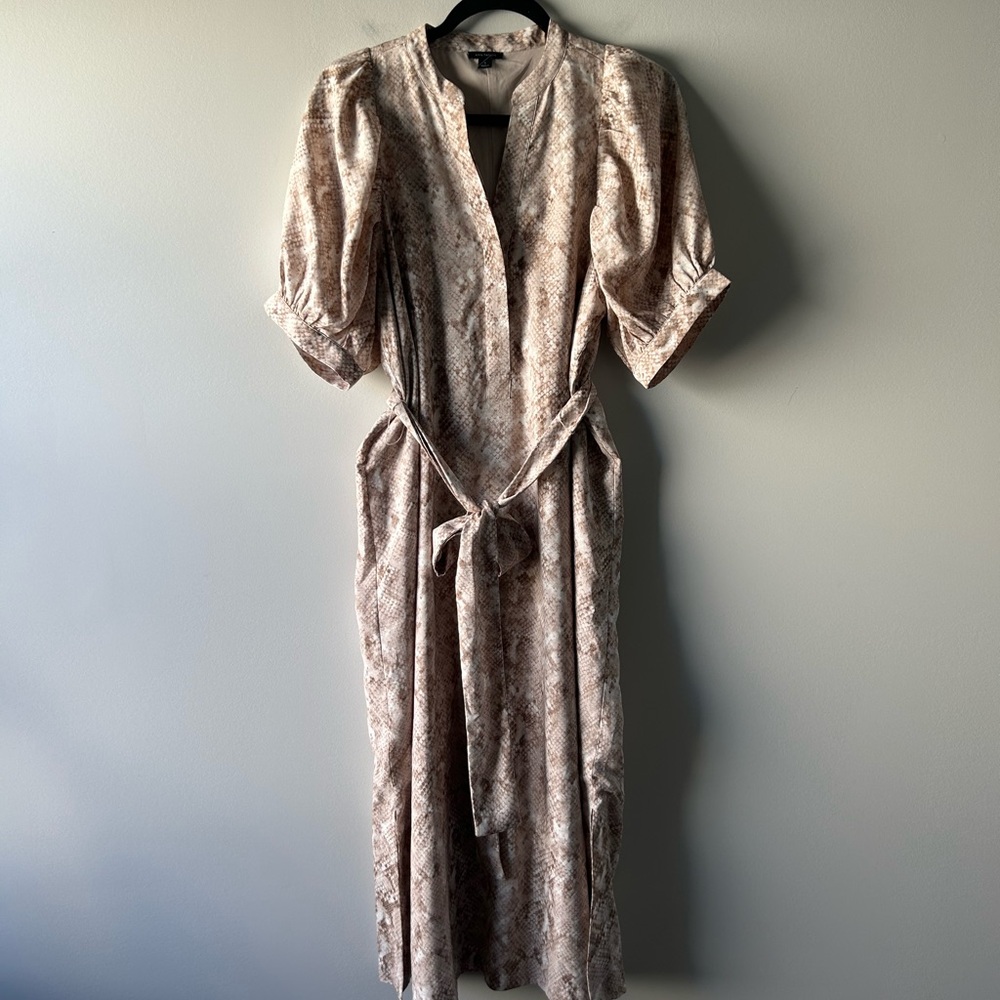 Ann Taylor tan snake printed short sleeve dress